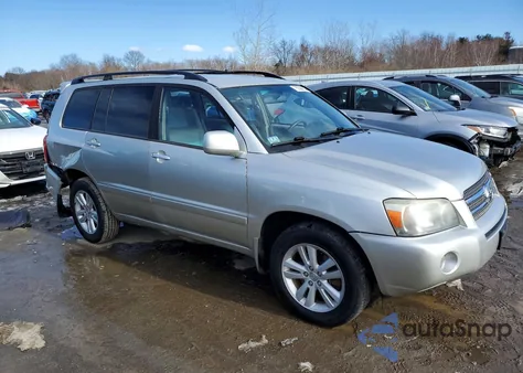 2006 Toyota Highlander Hybrid z USA, uszkodzony, nr VIN JTEEW21AX60011910